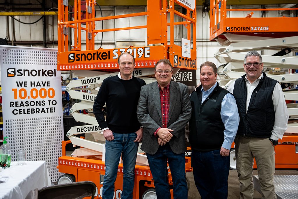Snorkel Elwood facility celebrates 10,000 S3219E scissor lifts