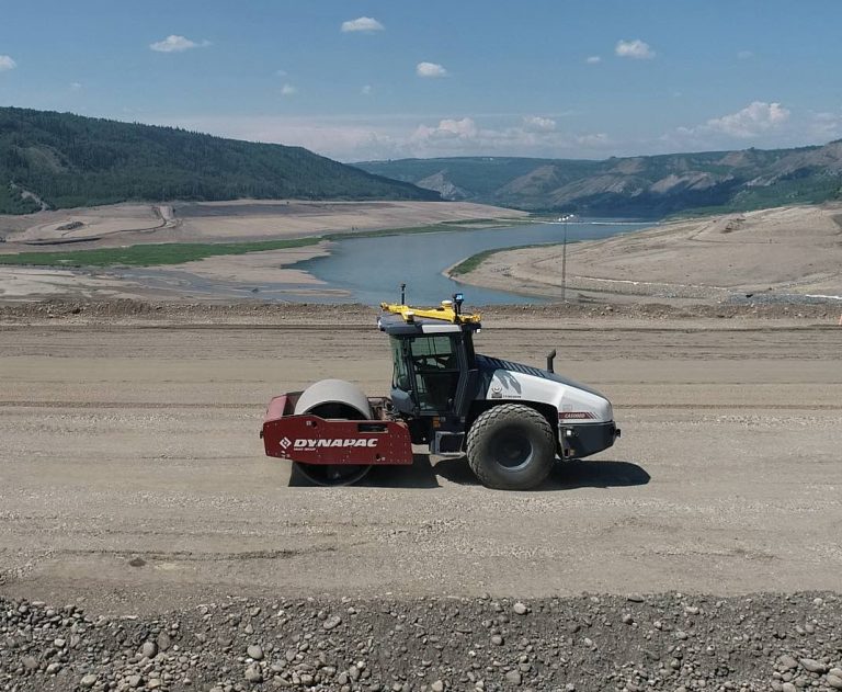 Trimble Completes First Test of Fully Autonomous Soil Compactor