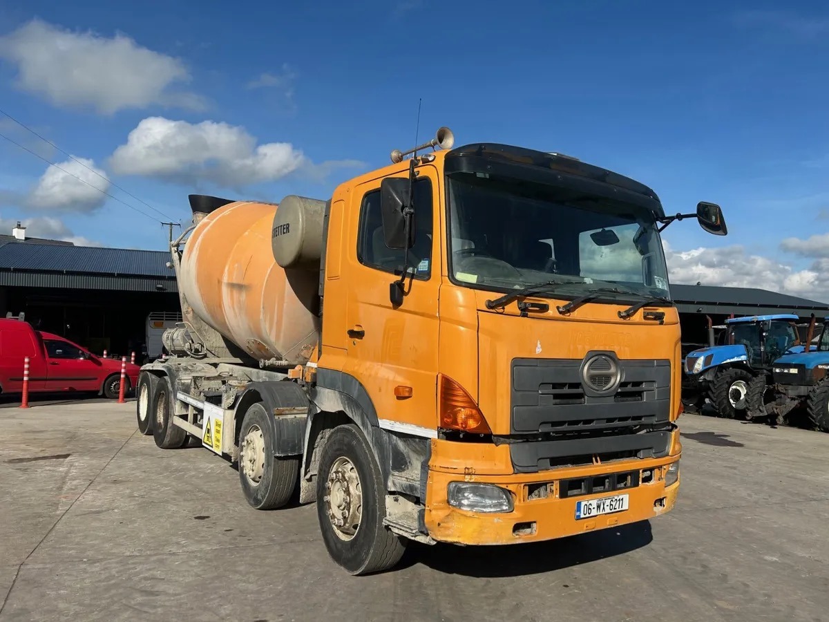 Hino Concrete Mixer