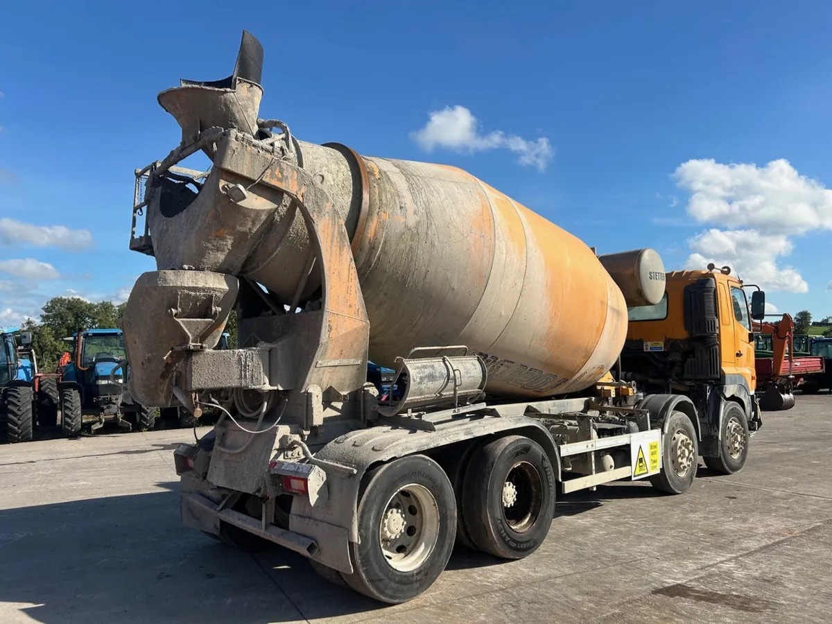 Hino Concrete Mixer