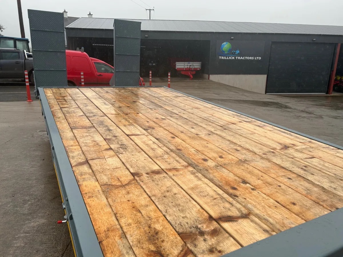 19 Tonne JNC Low-Loader