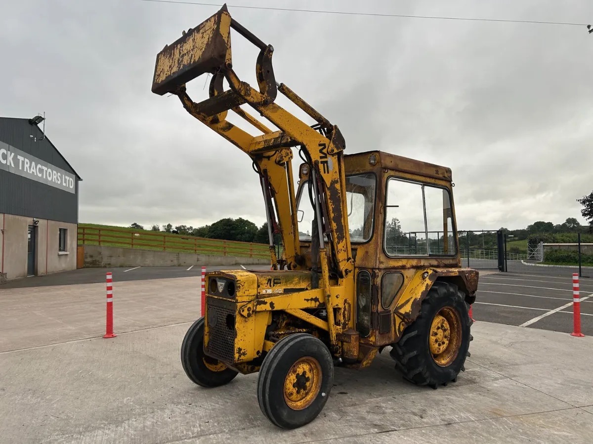 Massey Ferguson 40 Loader