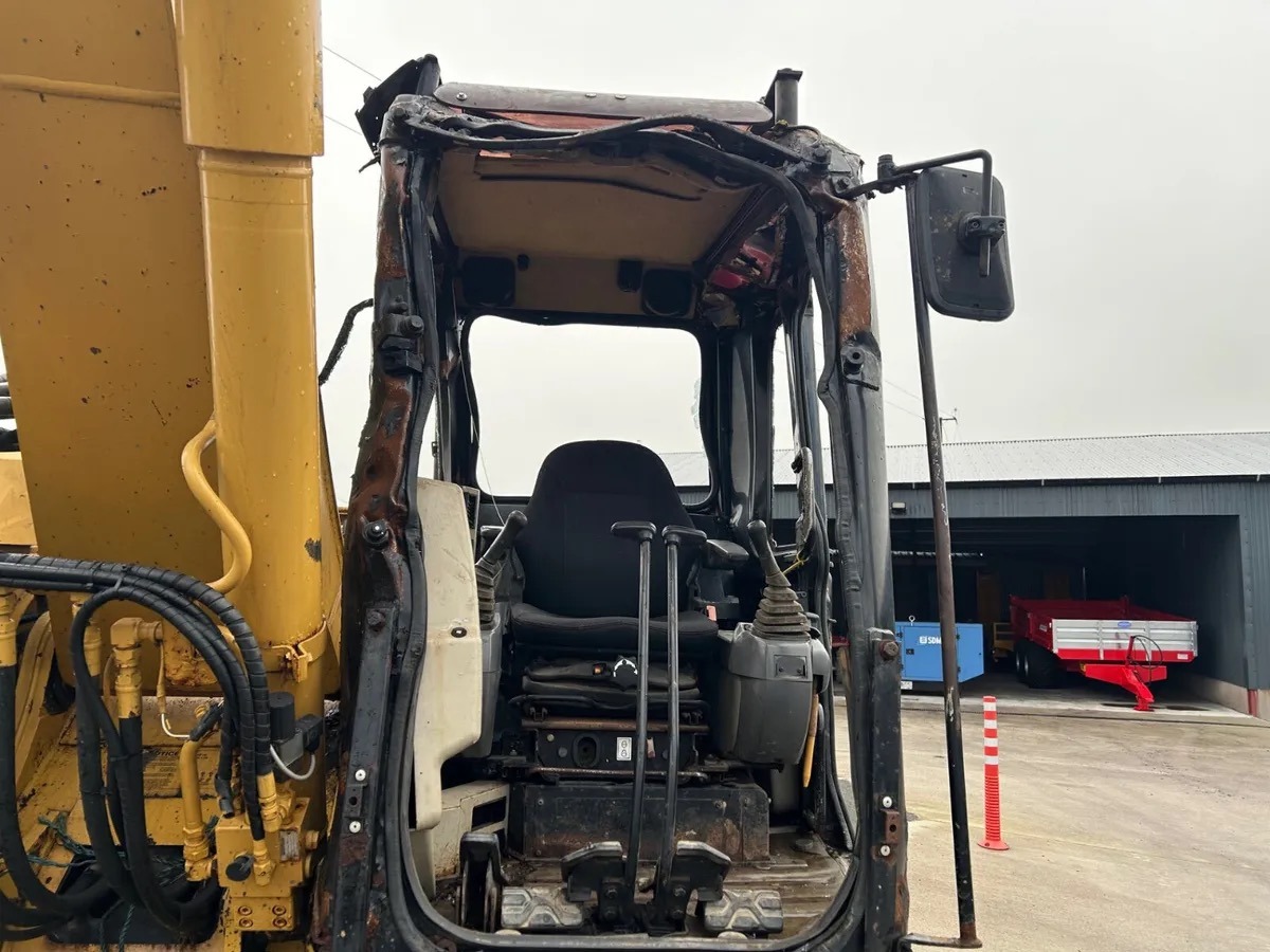 Caterpillar 314C LCR *Cab Damage*