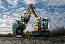 engcon announce the compatibility of next generation of control system, DC3, with Cat® wheeled excavator
