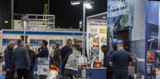 A Stellar Line Up Gathers for Irish Hirers