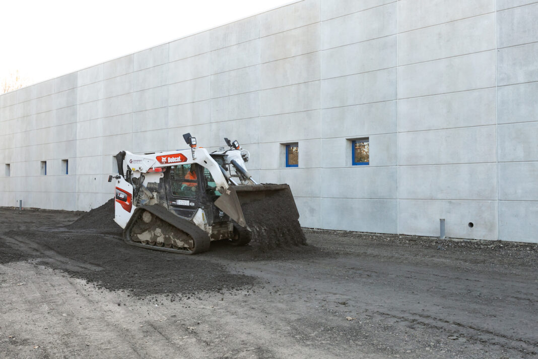 Bobcat Tracked Loader