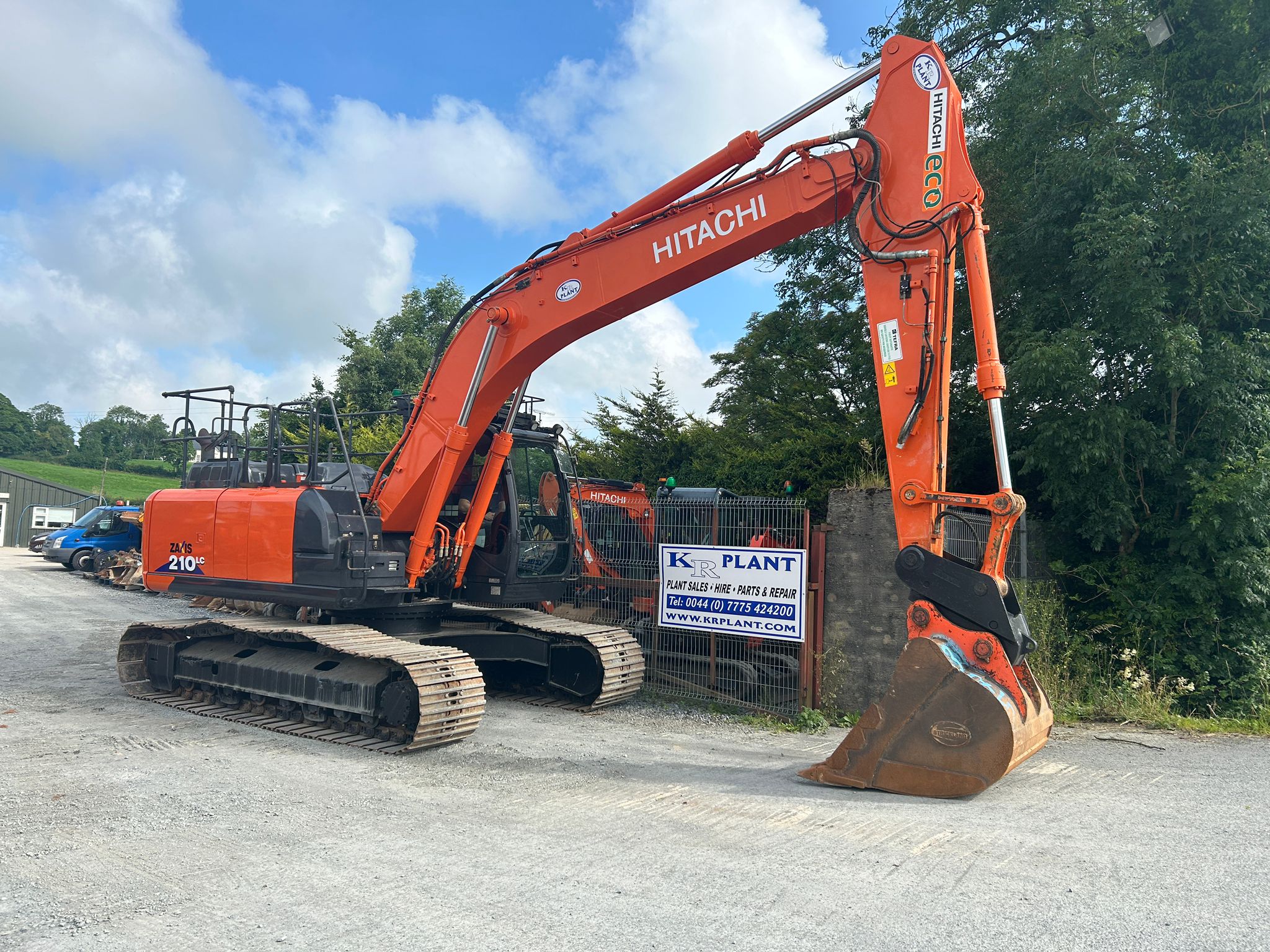 Hitachi ZX210LC-5B Year 2015