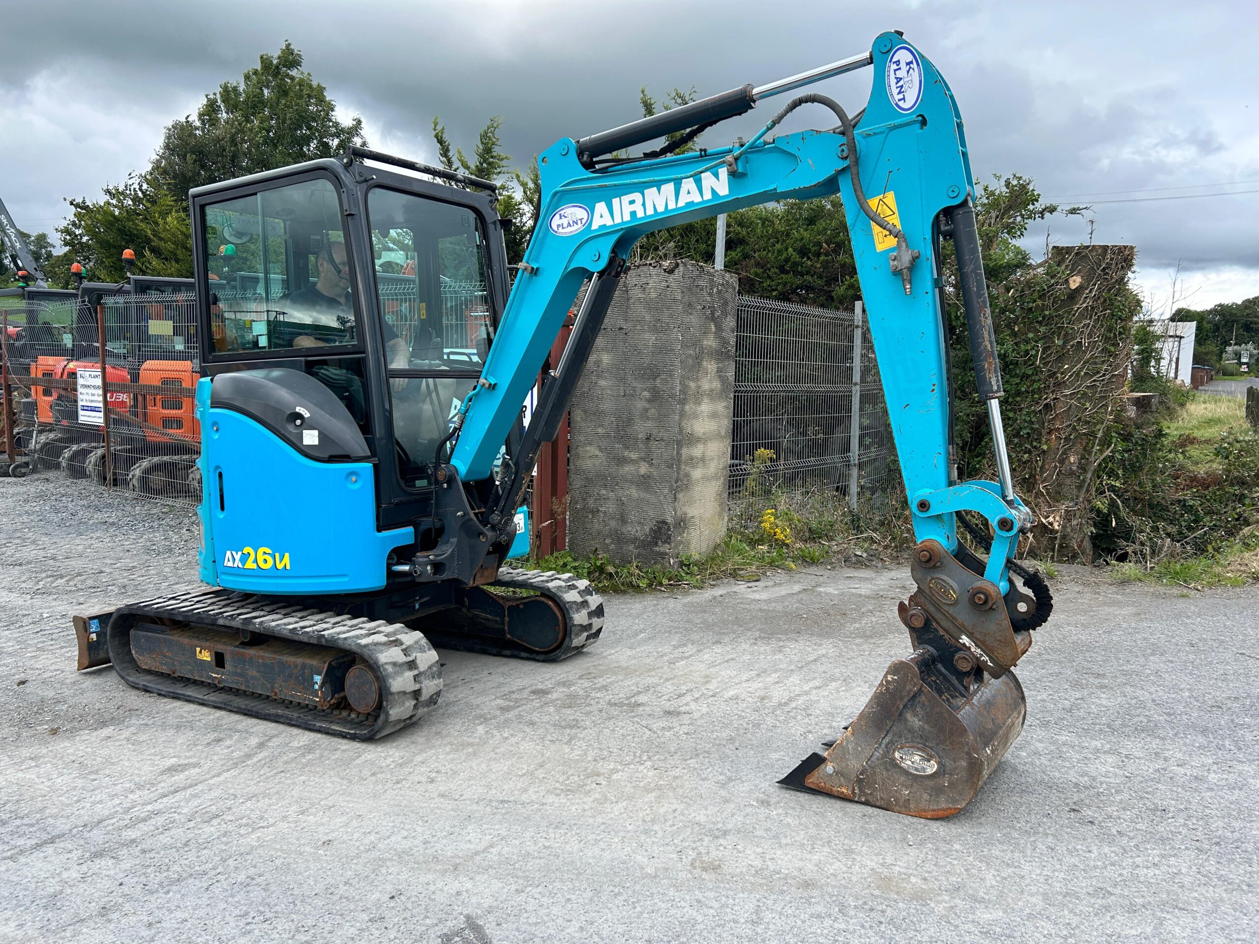 𝐀𝐢𝐫𝐦𝐚𝐧 𝐇𝐢𝐭𝐚𝐜𝐡𝐢 𝐙𝐗𝟐𝟔𝐔-𝟔