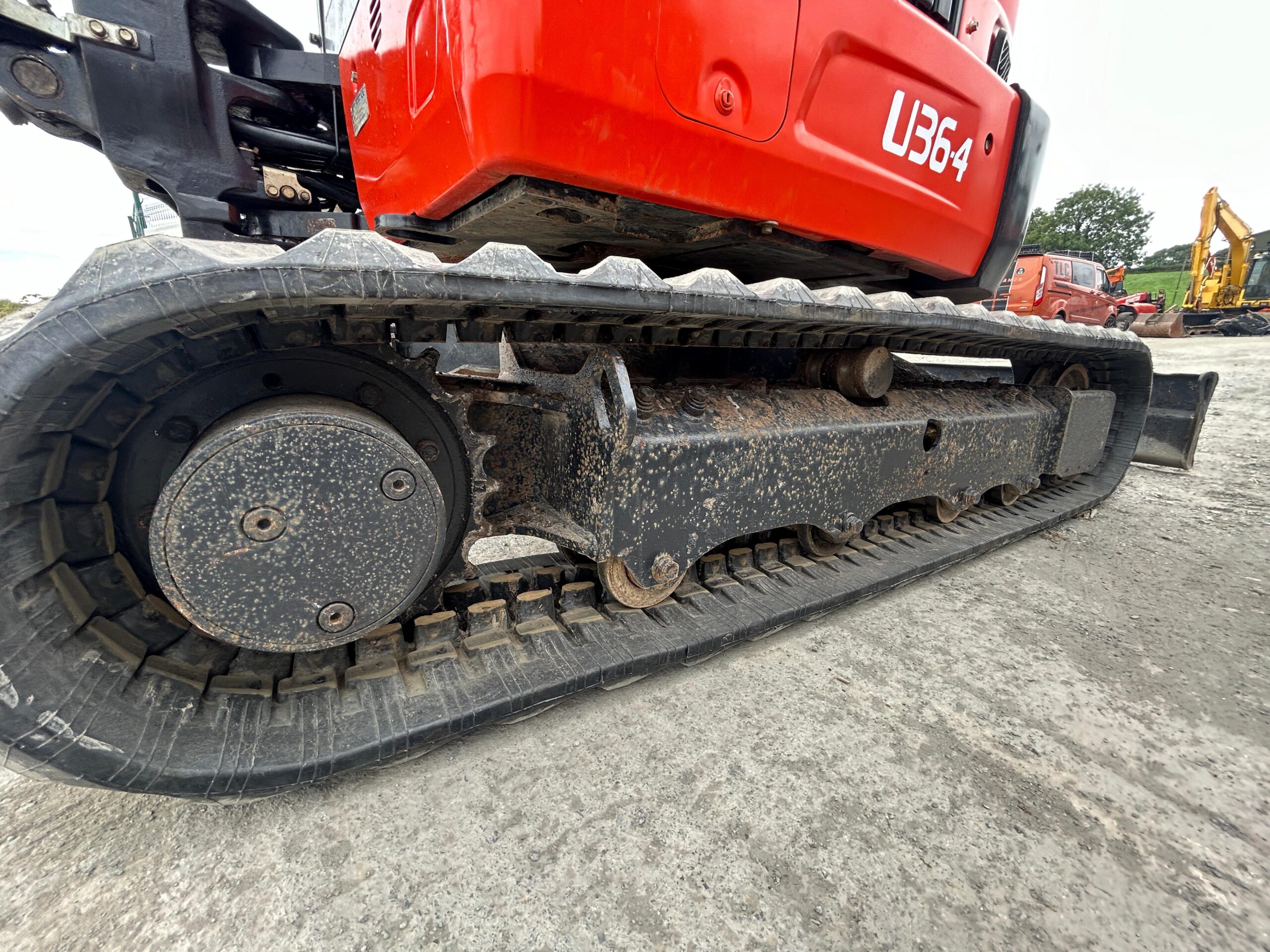 𝗞𝘂𝗯𝗼𝘁𝗮 𝗨𝟯𝟲-𝟰 𝗛𝗶-𝘀𝗽𝗲𝗰