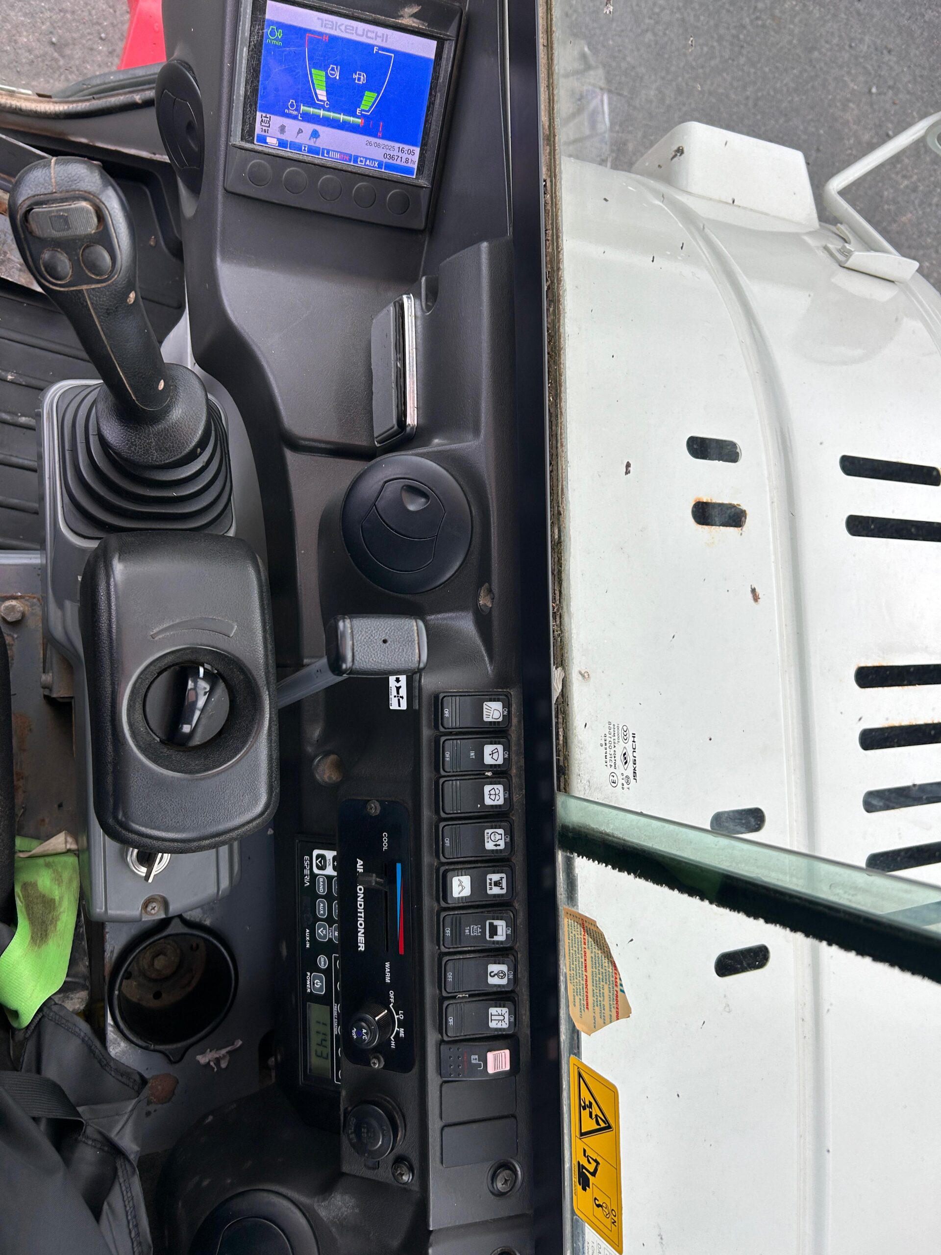 𝙏𝙖𝙠𝙚𝙪𝙘𝙝𝙞 𝙏𝘽260