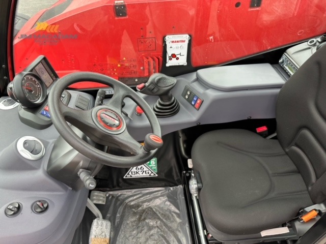 Manitou MT930H Compact 9 Metre 3 Ton Capacity