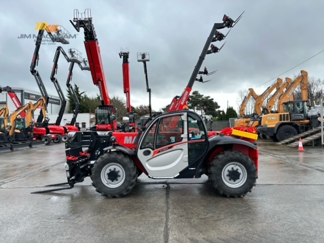 Manitou MT930H Compact 9 Metre 3 Ton Capacity