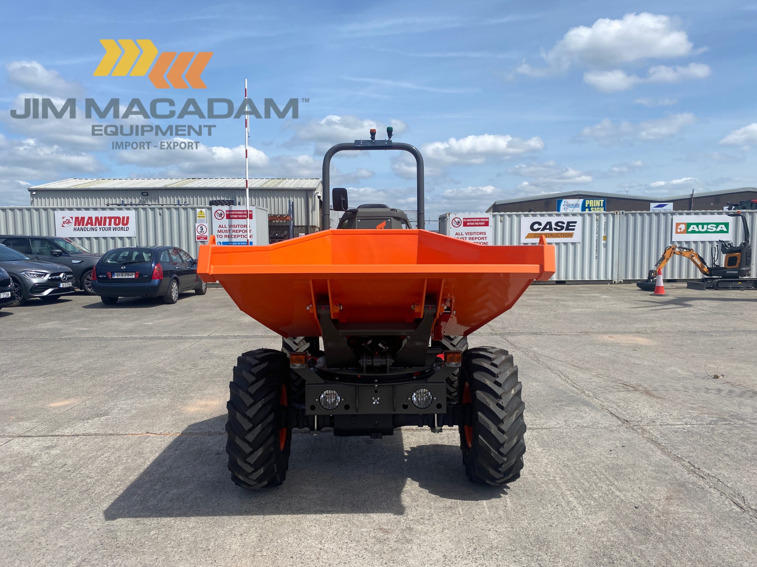 Ausa D301 AHG 3 ton Swivel Dumper