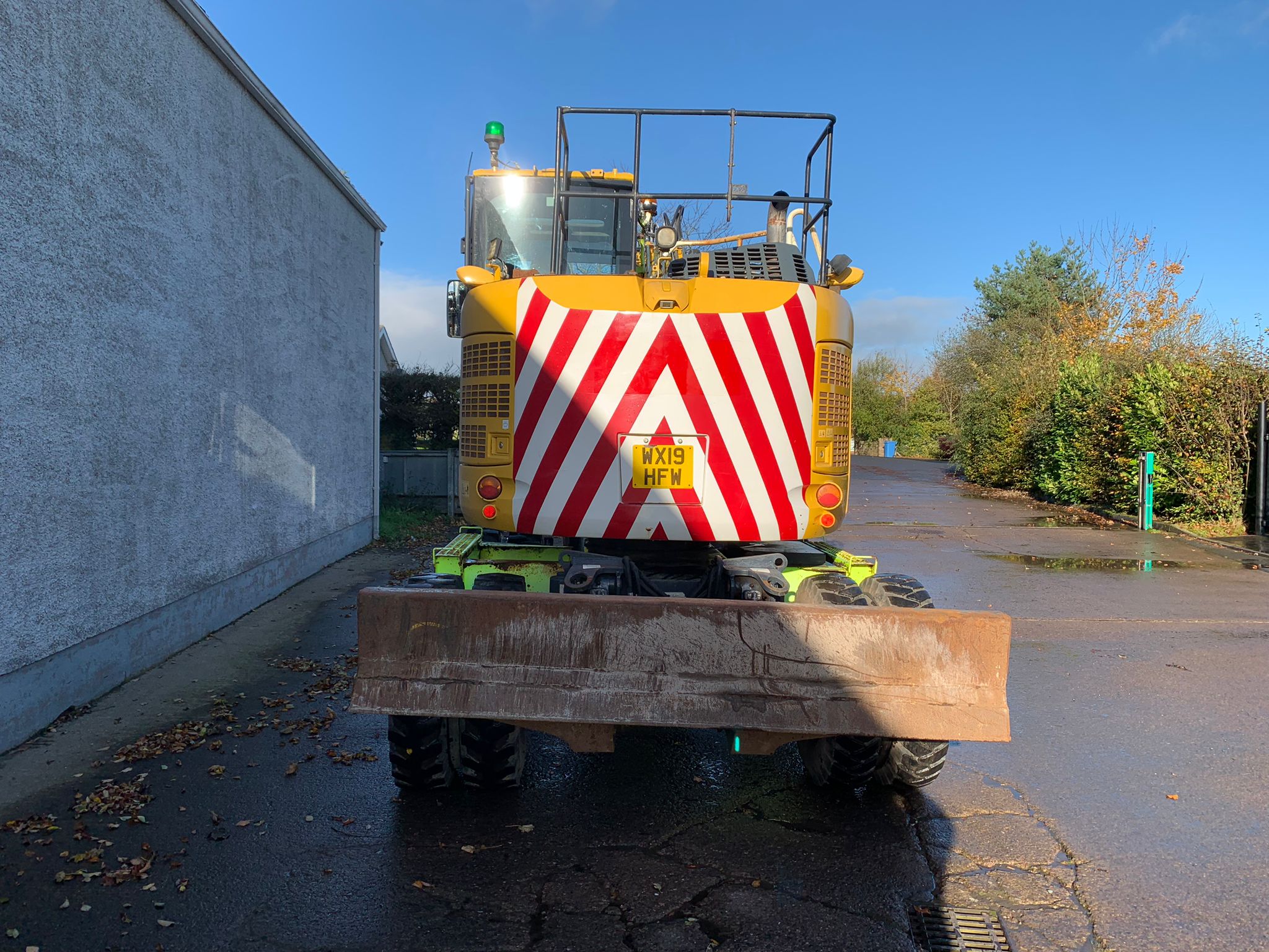 2019 Komatsu PW118MR-11