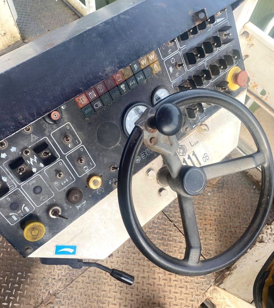 Bitelli BB670 Asphalt Paver