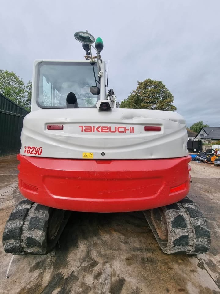 2016 Takeuchi TB290