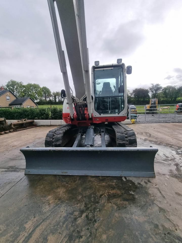 2016 Takeuchi TB290