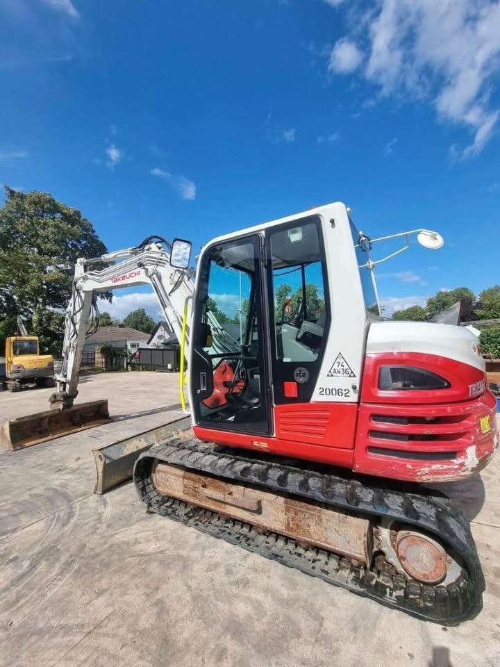 2020 Takeuchi TB290-2