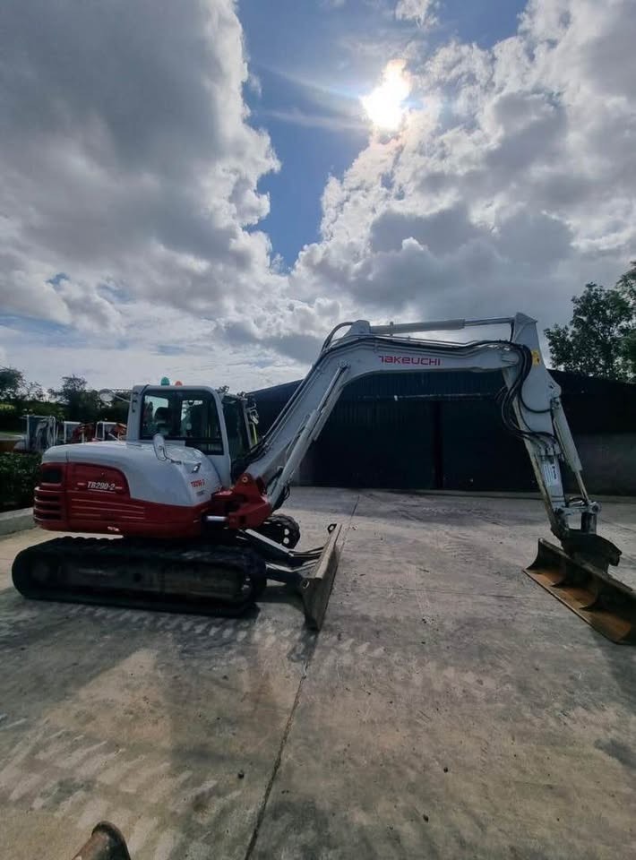 2020 Takeuchi TB290-2