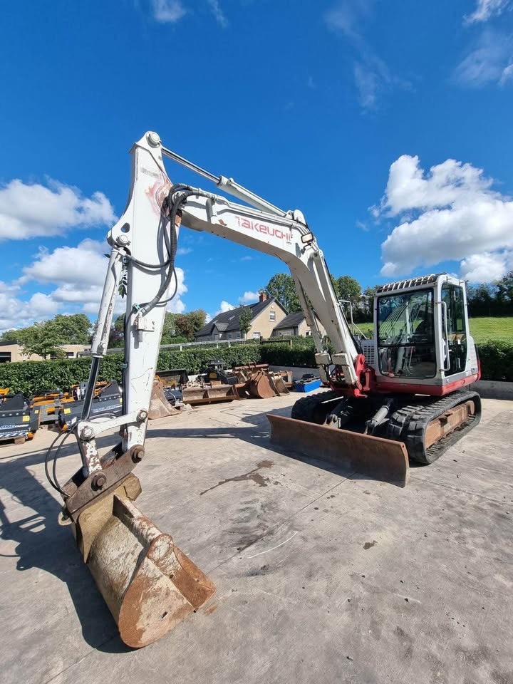2005 TAKEUCHI TB175