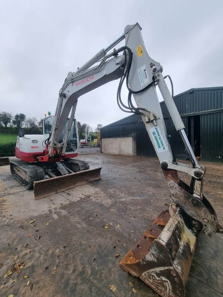 2018 Takeuchi TB290