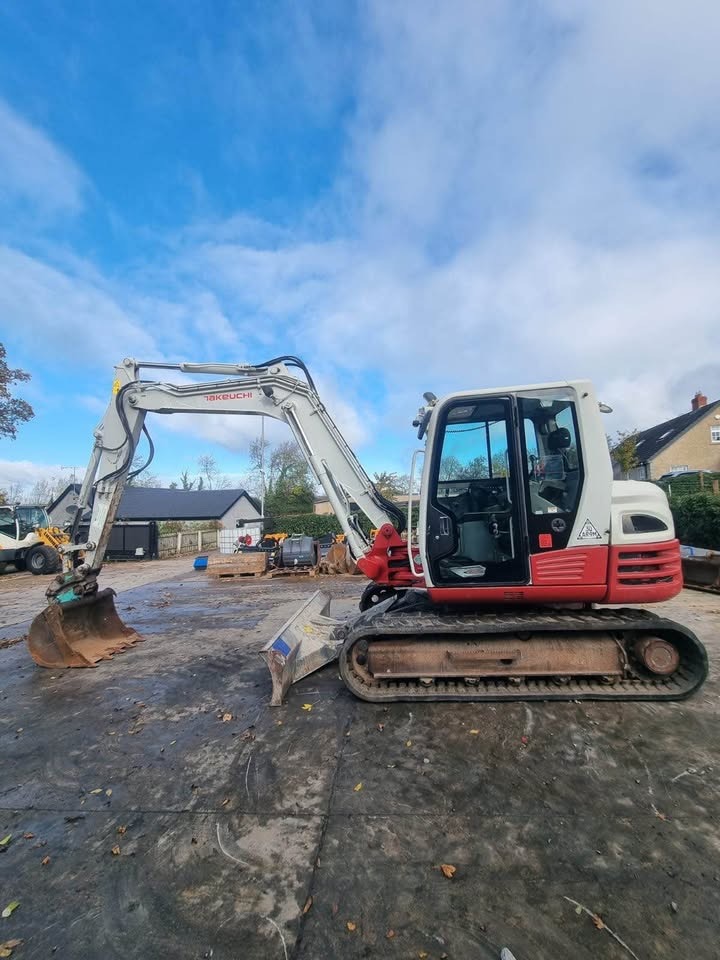 2018 Takeuchi TB290