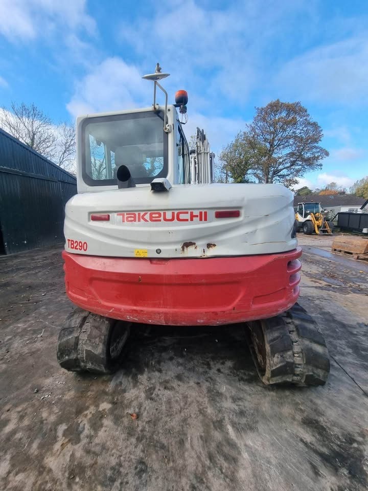 2018 Takeuchi TB290