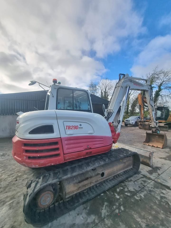 2018 Takeuchi TB290