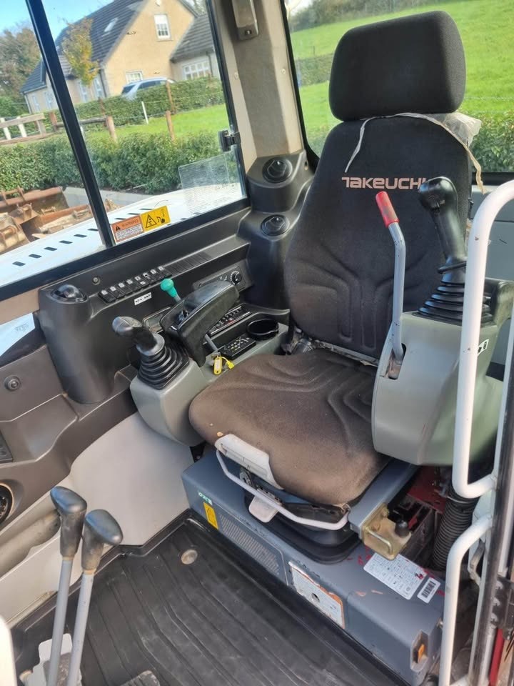 2018 Takeuchi TB290