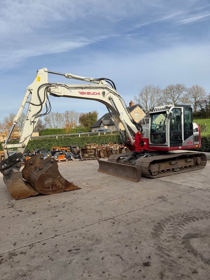 2016 Takeuchi TB2150