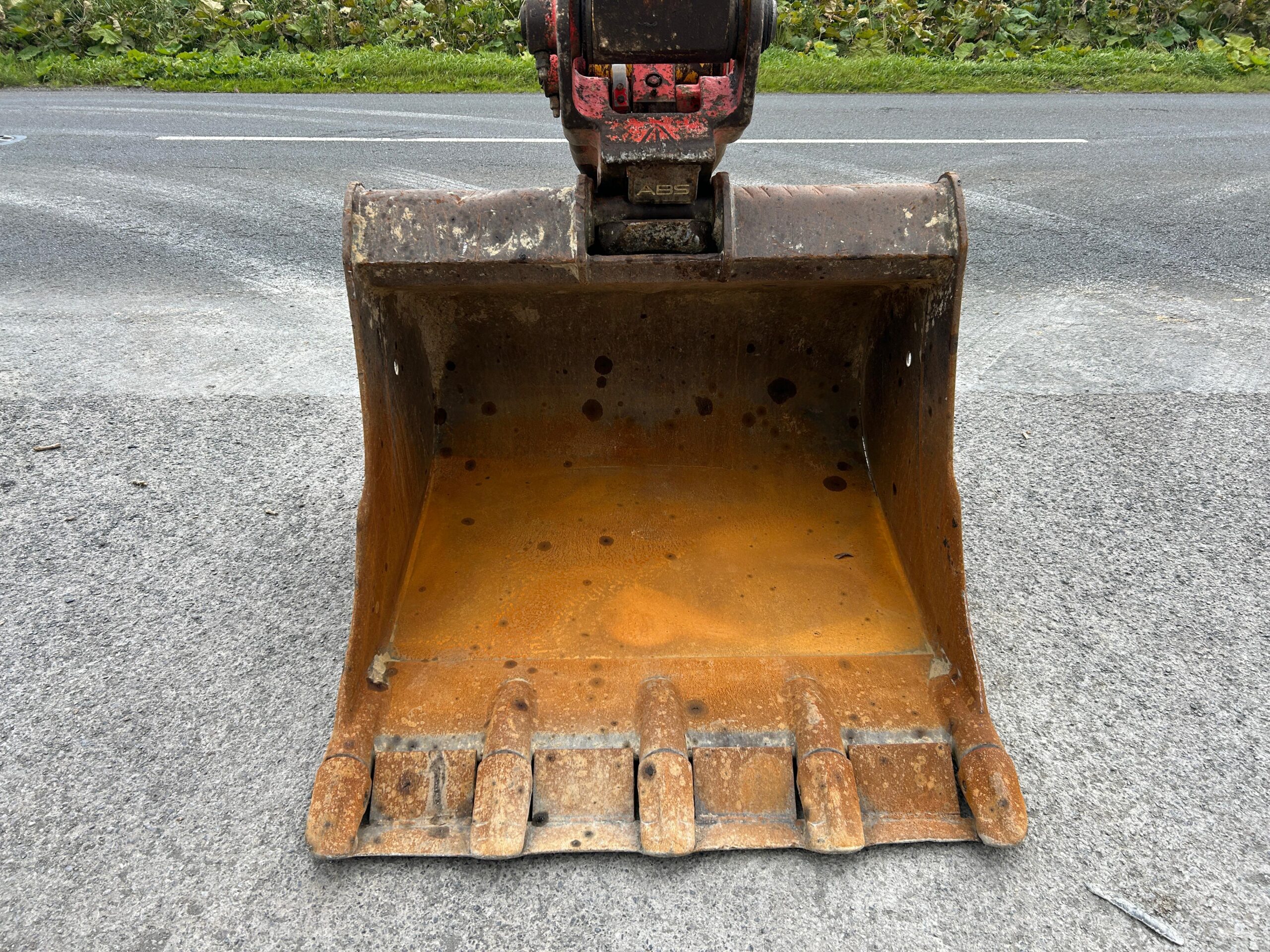 Komatsu PC138US-11 With Extra counterweight