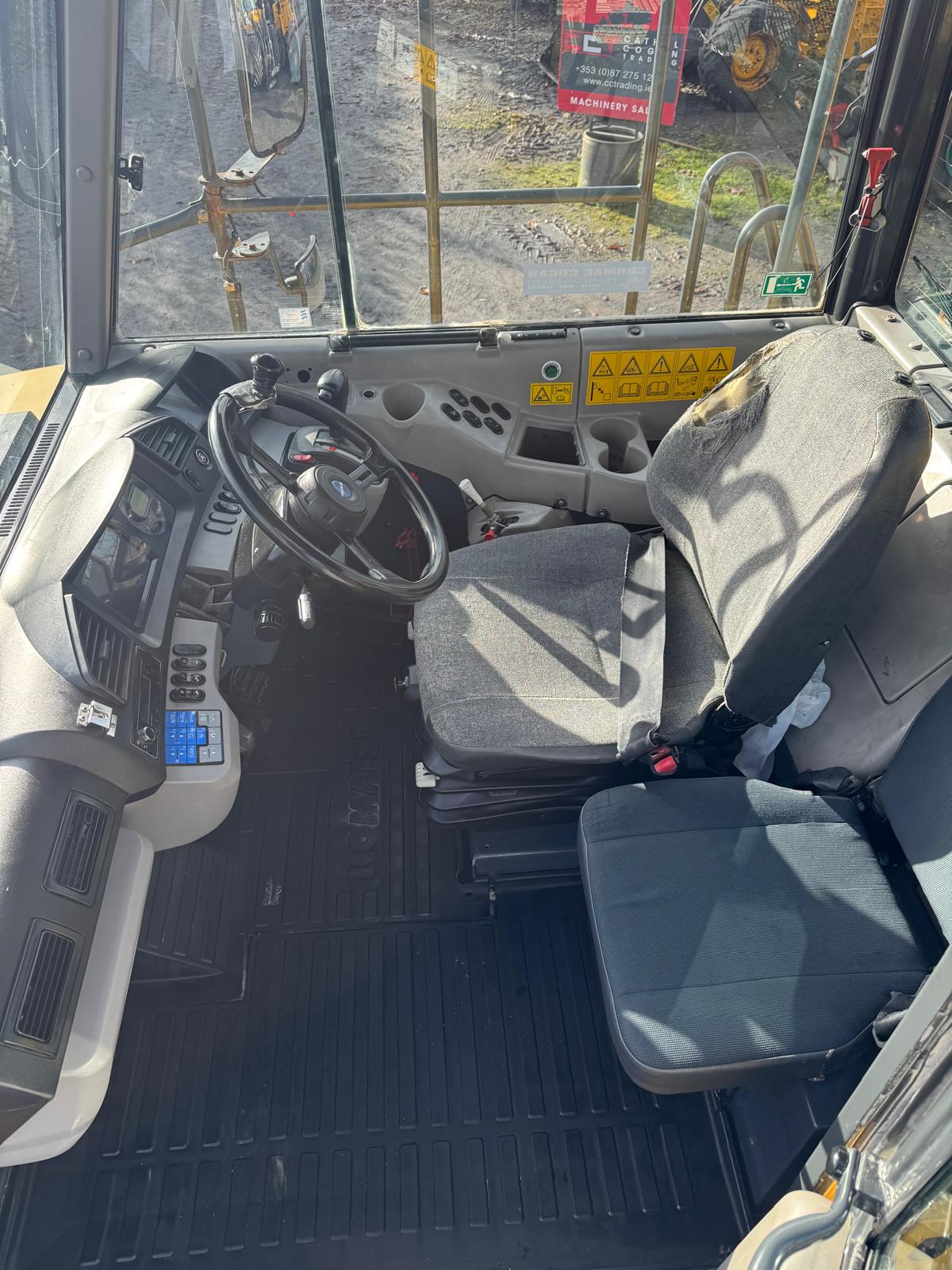 Komatsu HM300-3 Articulated Haulier