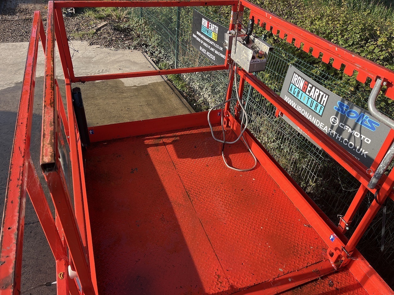 Skyjack SJ6832RT Scissor Lift 2014