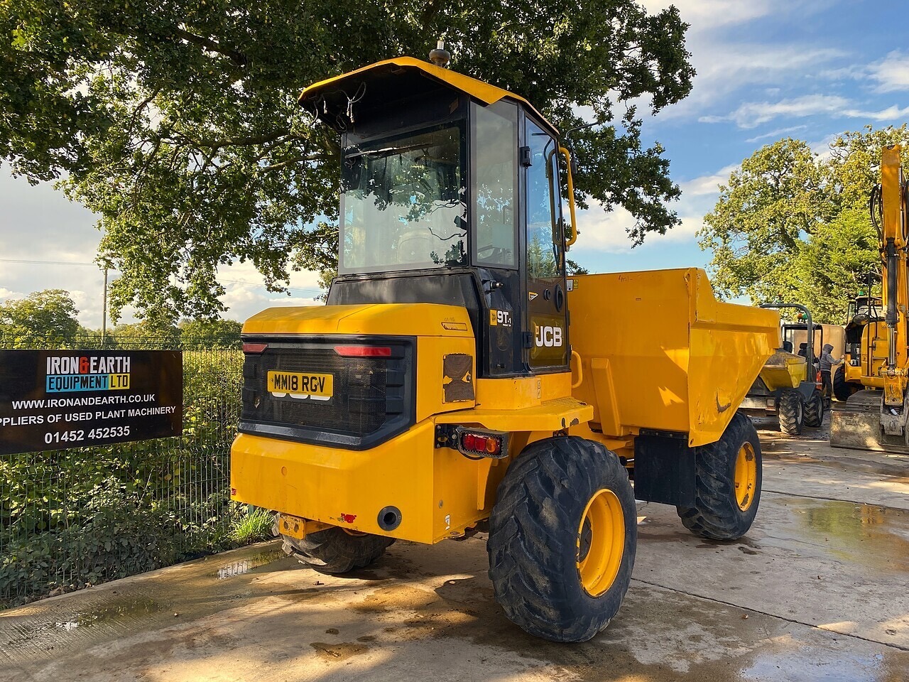 JCB 9T-1 FT Cabbed Dumper 2018
