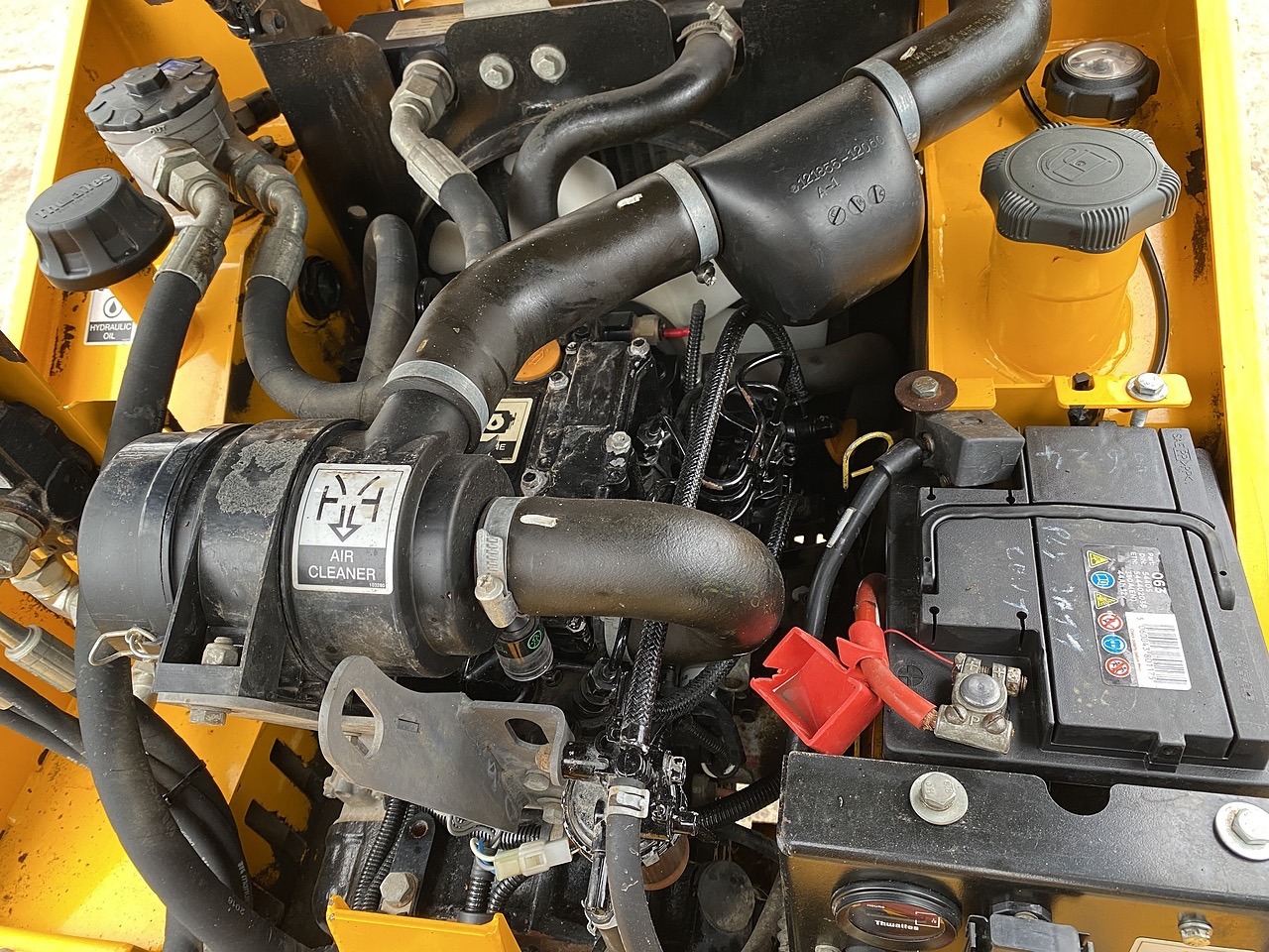 Thwaites 1 Tonne Hi-Tip Dumper 2016