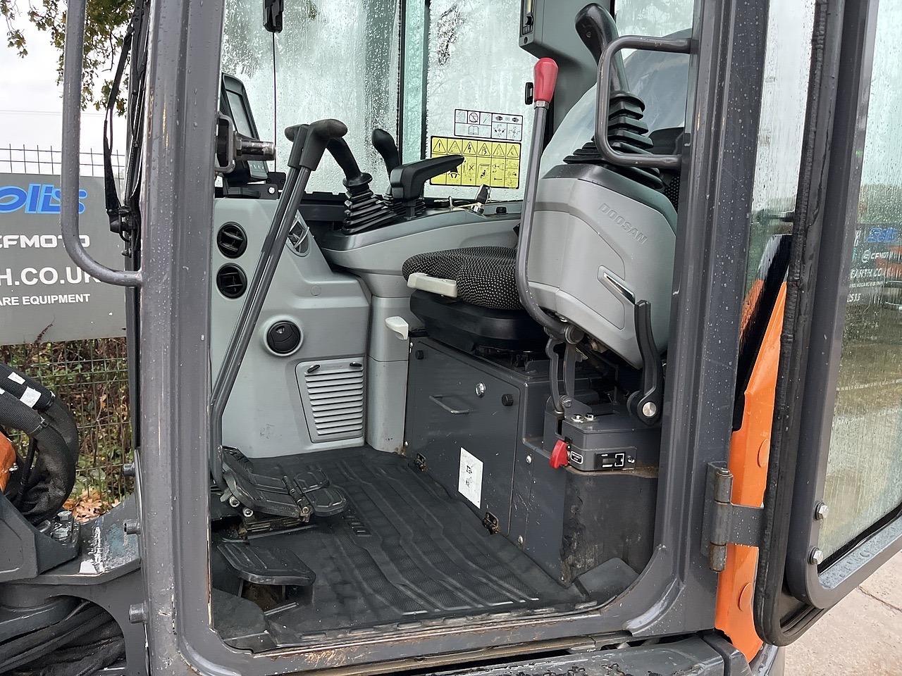 Doosan DX27Z-7 Excavator 2022