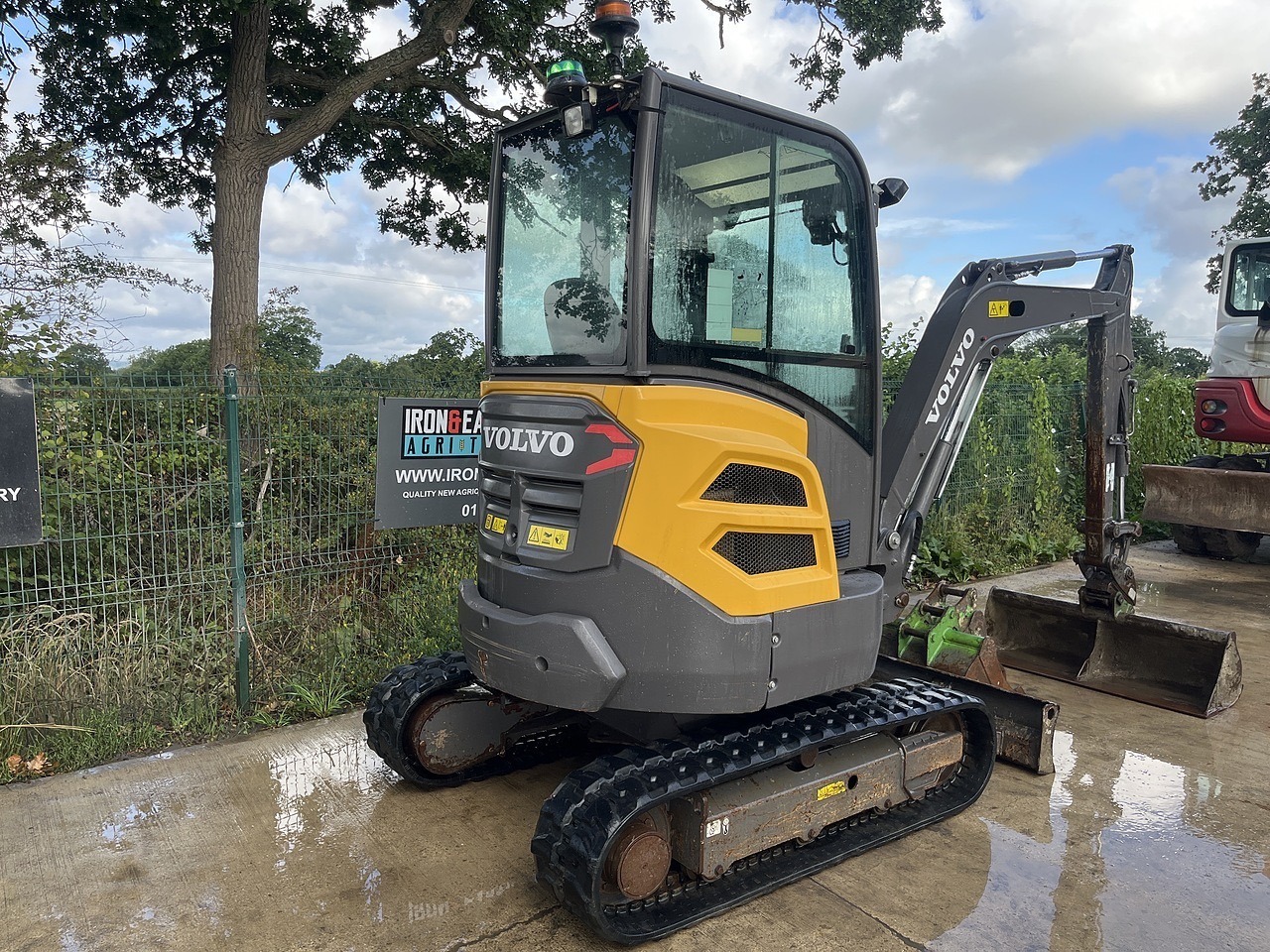 Volvo ECR25D Excavator 2019
