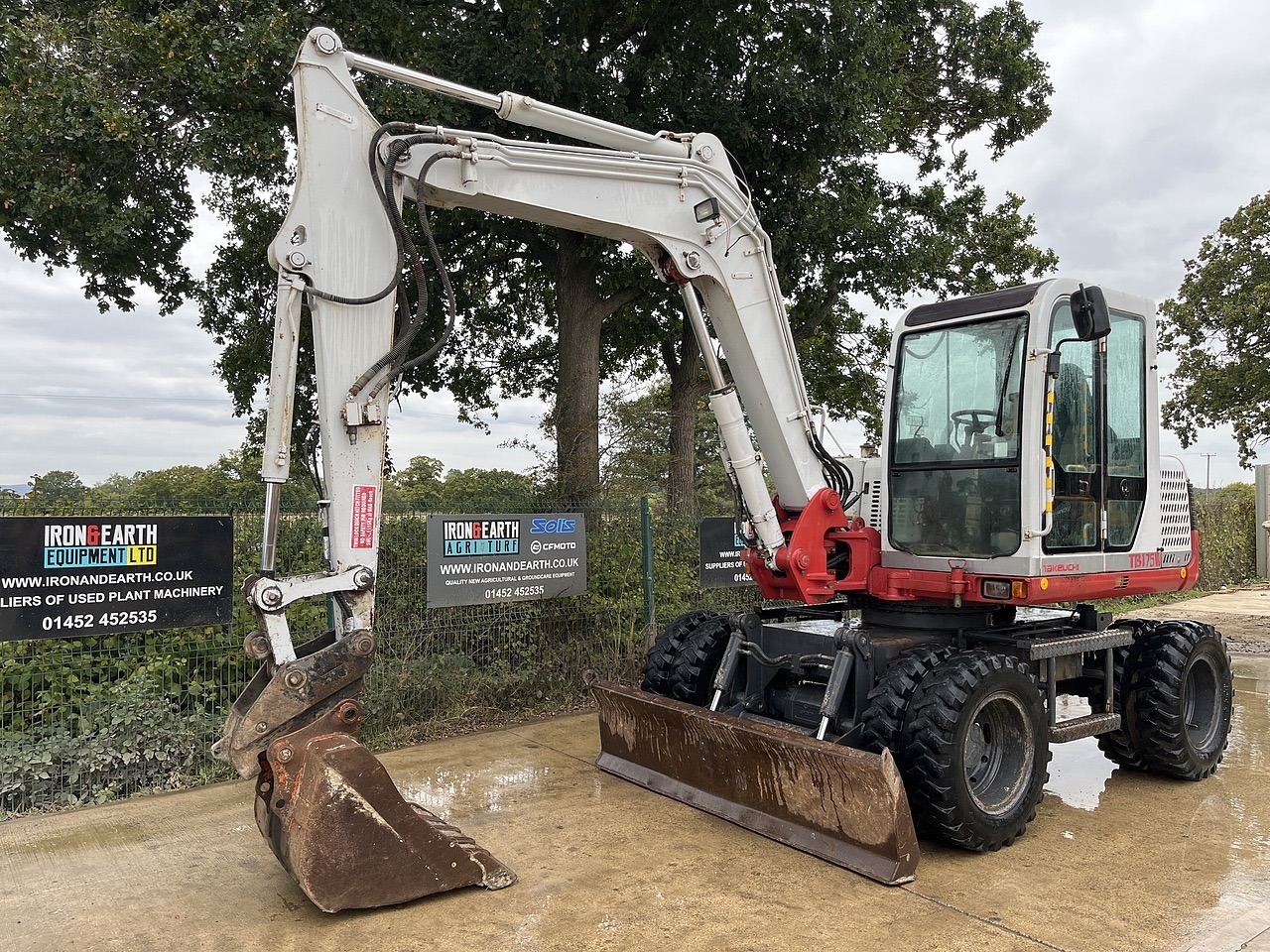 Takeuchi TB175W Excavator 2003