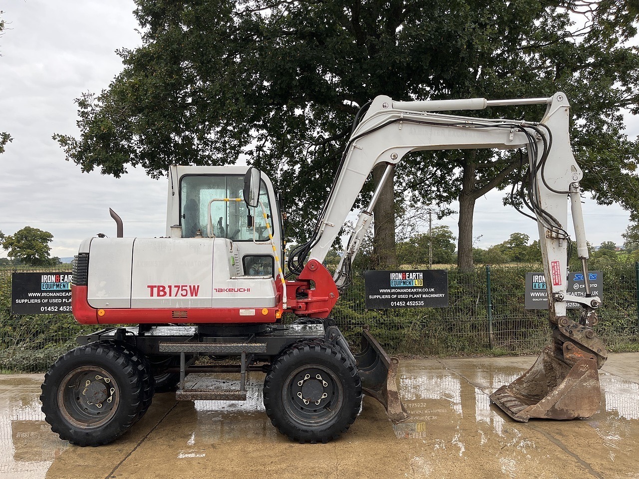 Takeuchi TB175W Excavator 2003
