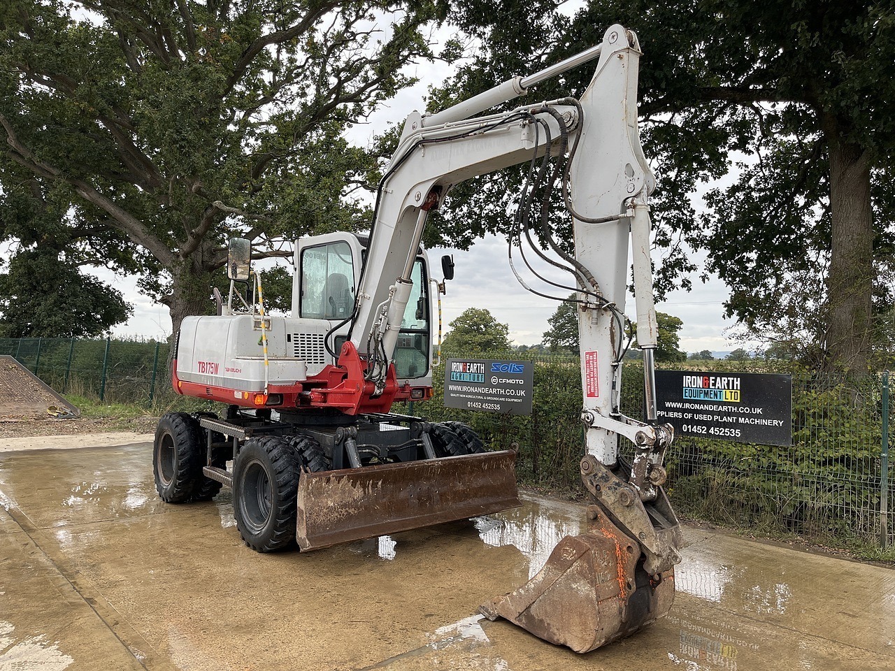 Takeuchi TB175W Excavator 2003