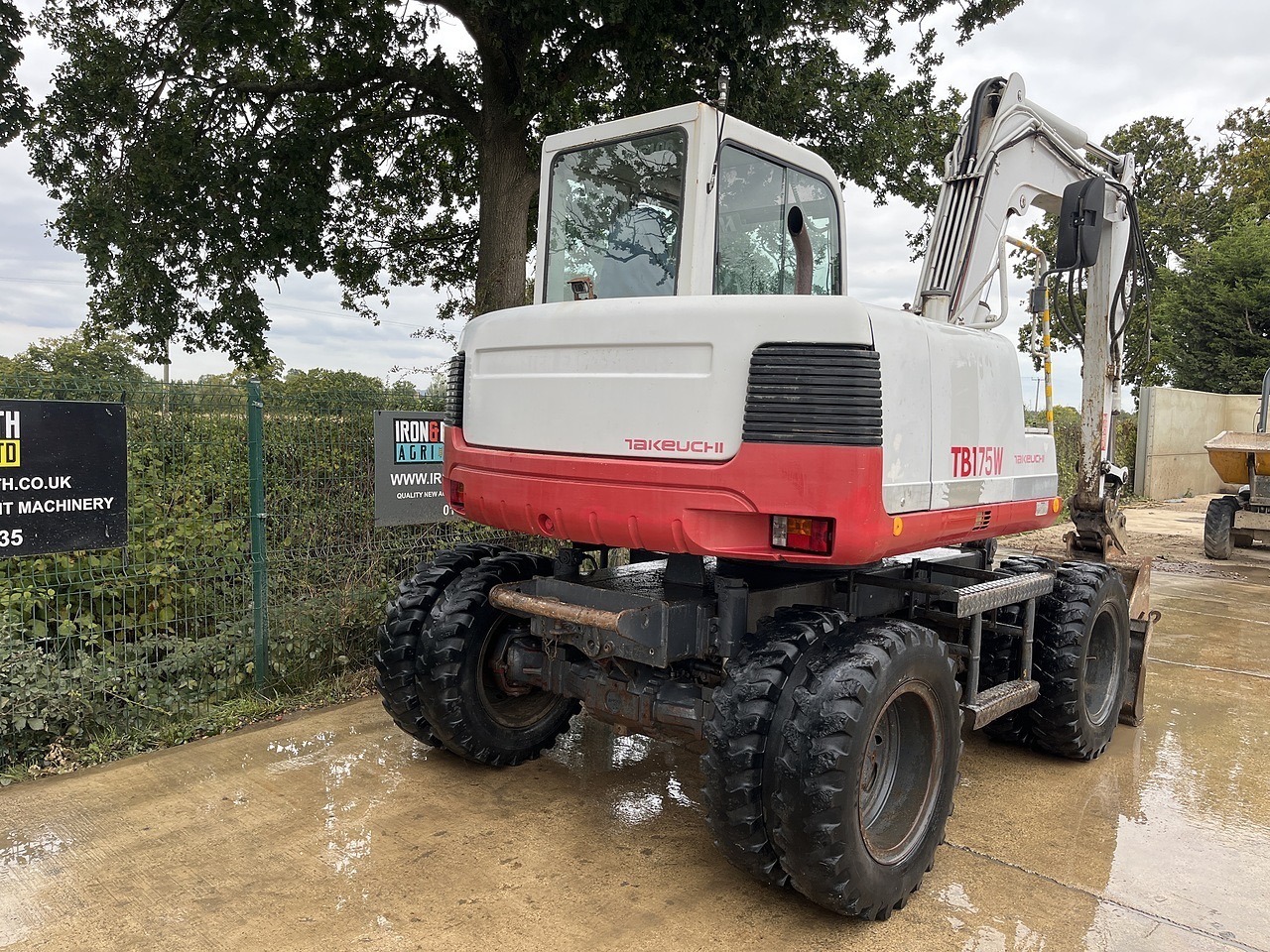 Takeuchi TB175W Excavator 2003