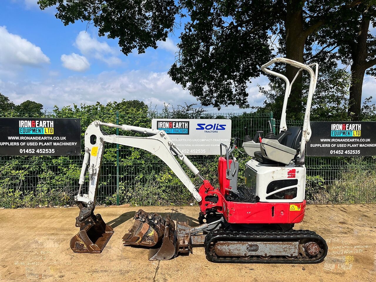 Takeuchi TB210 2020