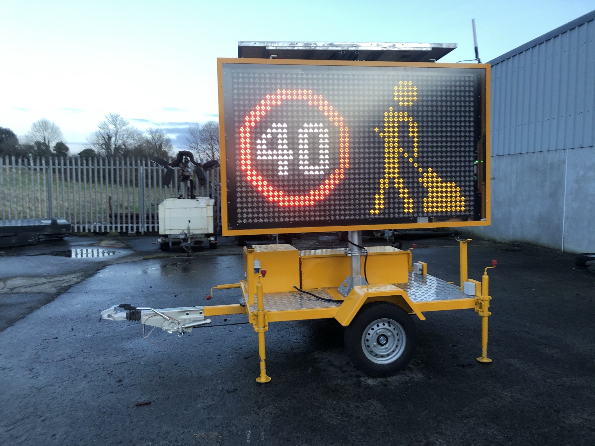 Vms Message Signs for Hire or Sale
