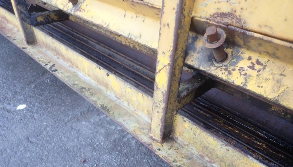 Bristowes M95 12′ Chip Spreader